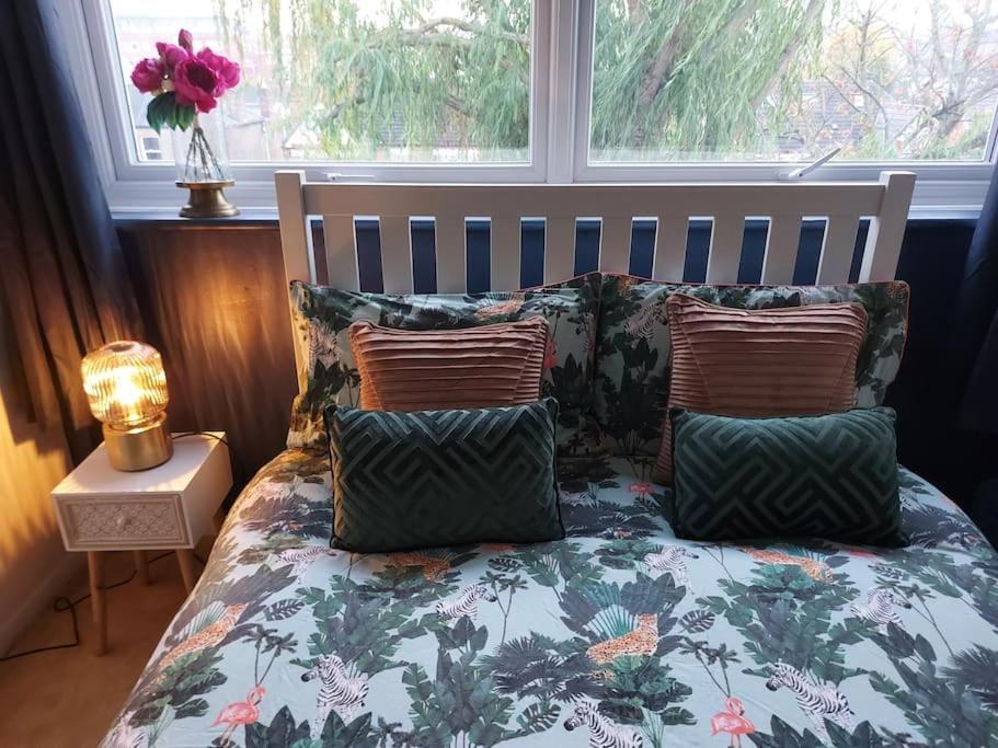 2 Bed Flat, Bounds Green, Piccadilly Line, London N11 Exterior photo