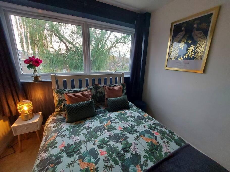 2 Bed Flat, Bounds Green, Piccadilly Line, London N11 Exterior photo